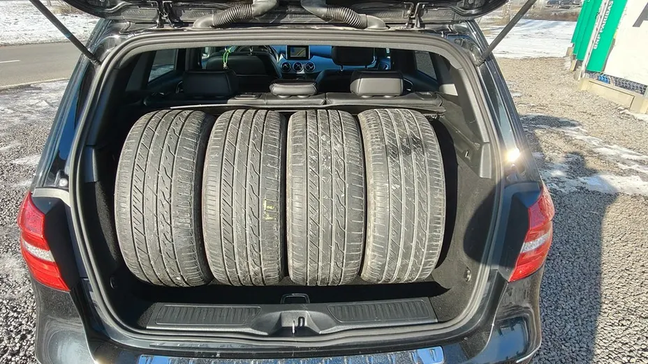 MERCEDES-BENZ B Klasa -