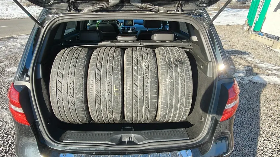 MERCEDES-BENZ B Klasa -