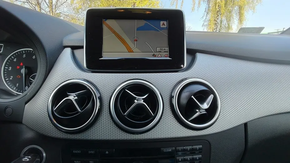 MERCEDES-BENZ B Klasa -