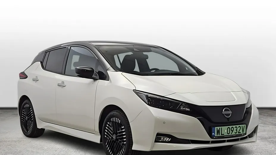 NISSAN Leaf -