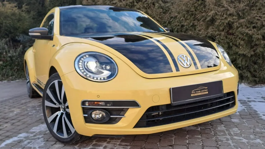 VOLKSWAGEN Beetle -