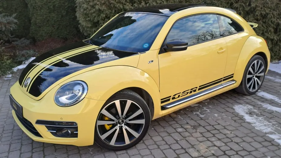 VOLKSWAGEN Beetle -