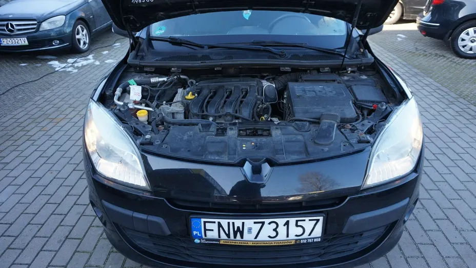 RENAULT Megane -