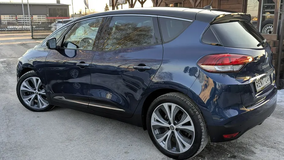 RENAULT Scenic -