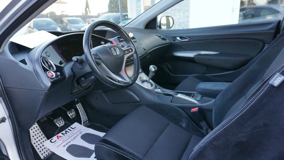 HONDA Civic -