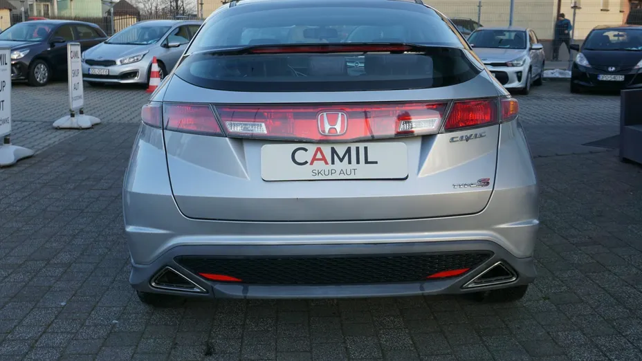 HONDA Civic -
