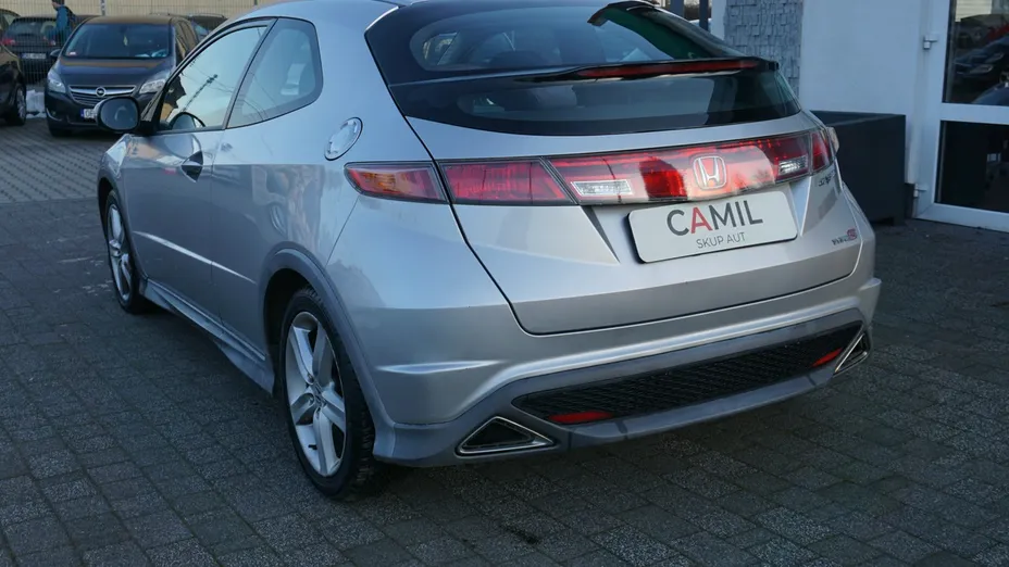 HONDA Civic -