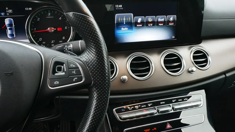 MERCEDES-BENZ E Klasa -