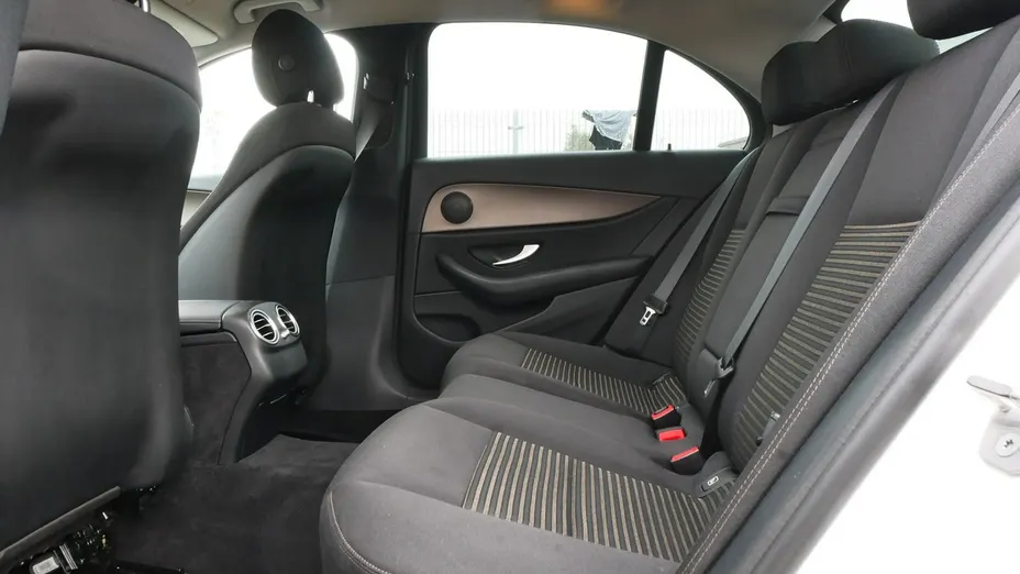 MERCEDES-BENZ E Klasa -