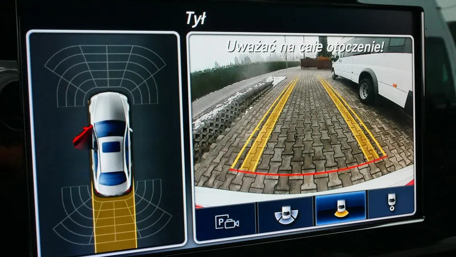 MERCEDES-BENZ E Klasa -