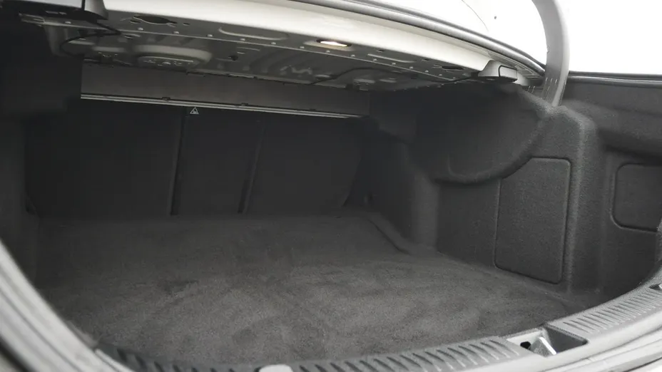 MERCEDES-BENZ E Klasa -