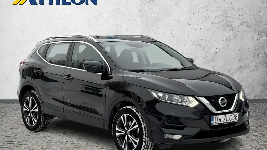 NISSAN Qashqai -