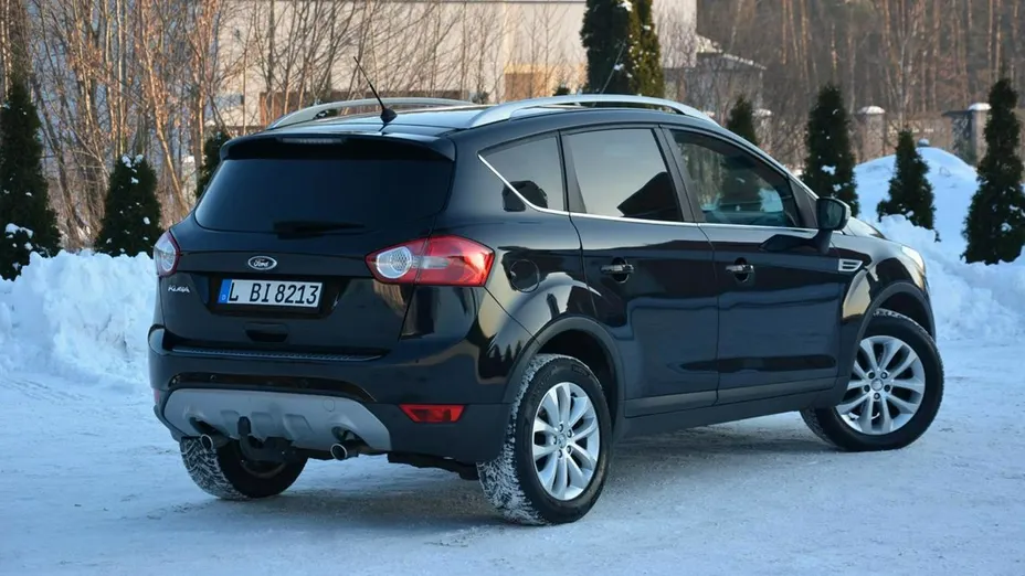 FORD Kuga -