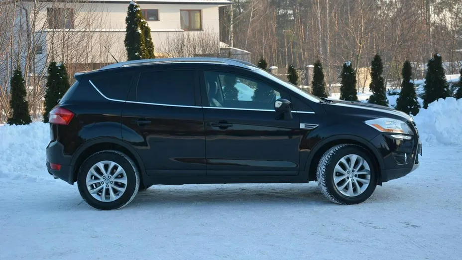 FORD Kuga -