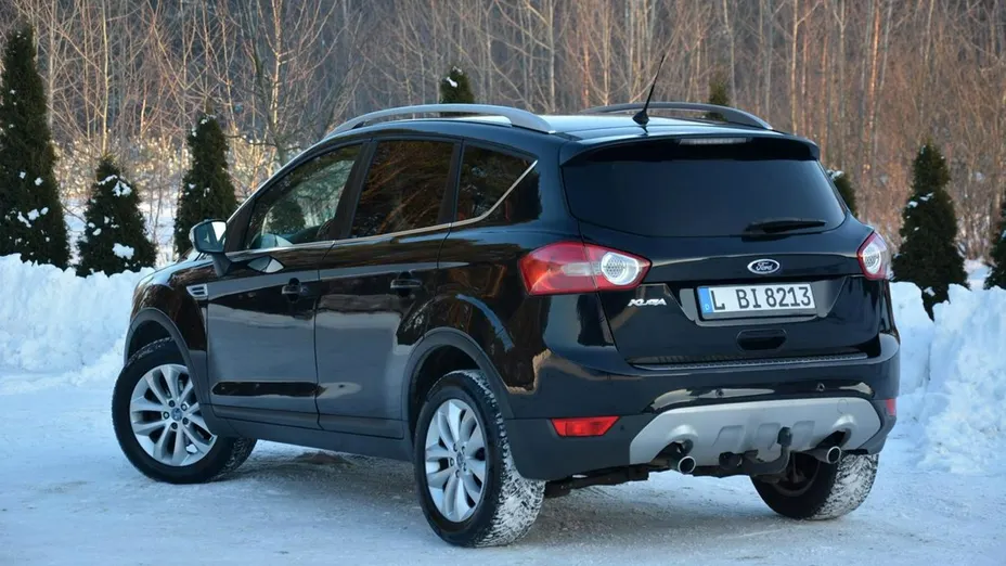 FORD Kuga -