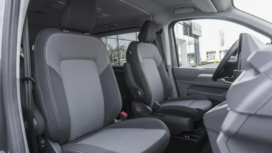 VOLKSWAGEN Caravelle -