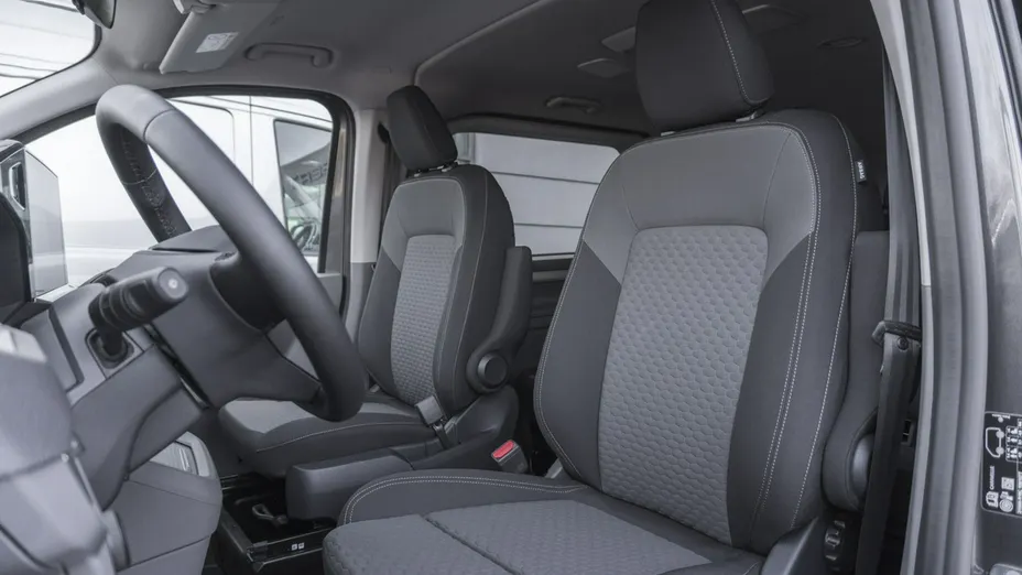 VOLKSWAGEN Caravelle -