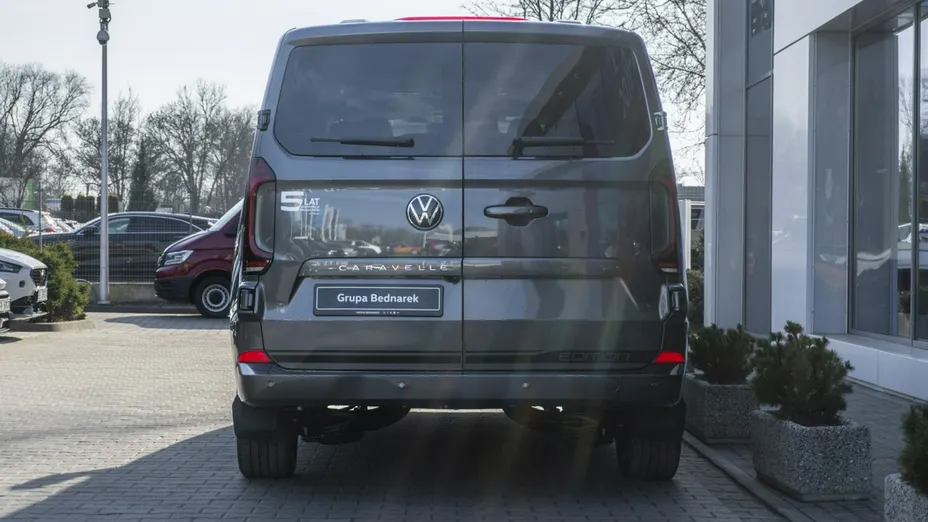 VOLKSWAGEN Caravelle -