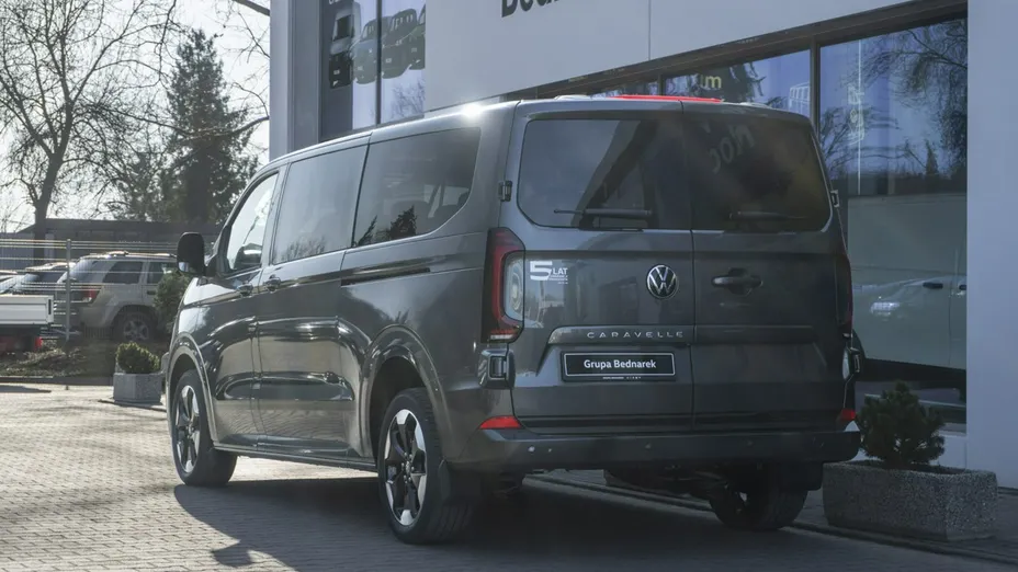 VOLKSWAGEN Caravelle -