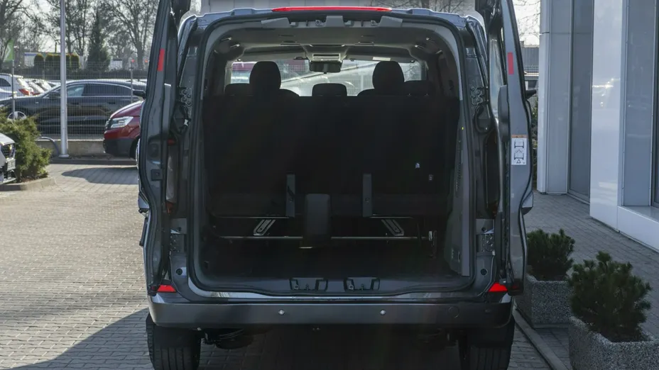 VOLKSWAGEN Caravelle -