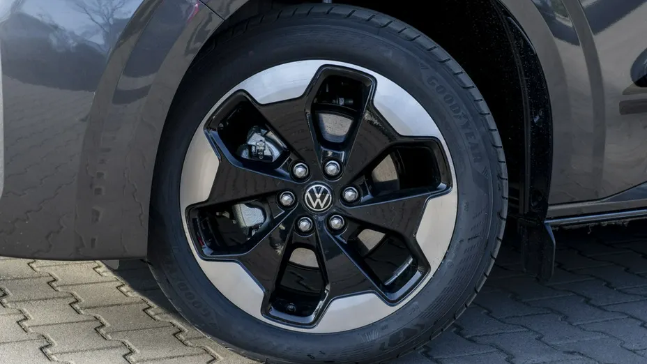 VOLKSWAGEN Caravelle -