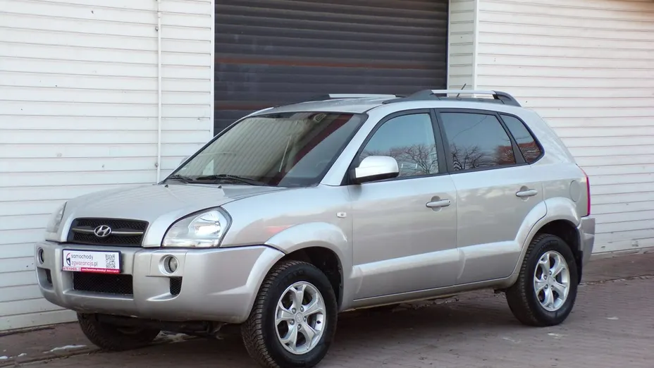 HYUNDAI Tucson -