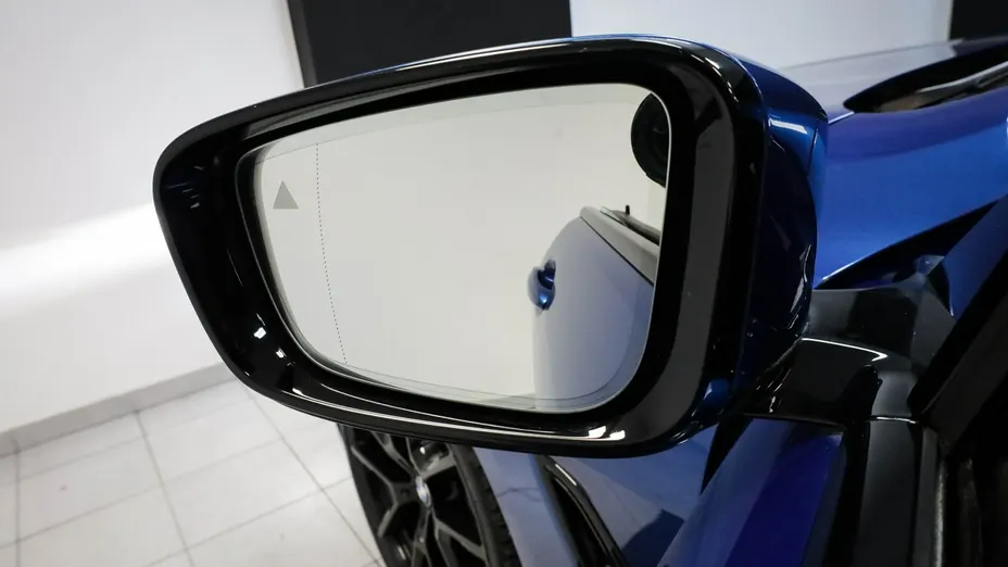 BMW Seria 8 -