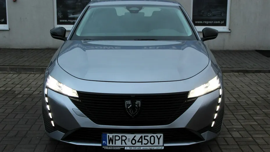PEUGEOT 308 -