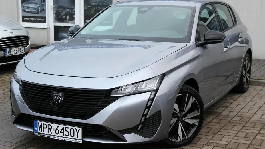 PEUGEOT 308 -