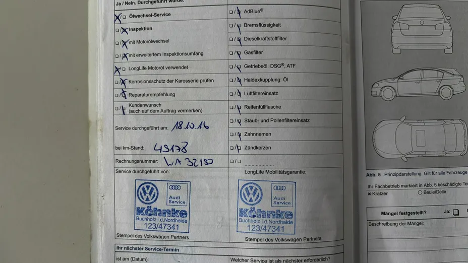 VOLKSWAGEN Golf -