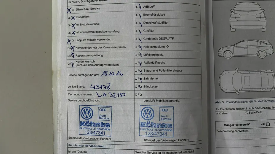 VOLKSWAGEN Golf -