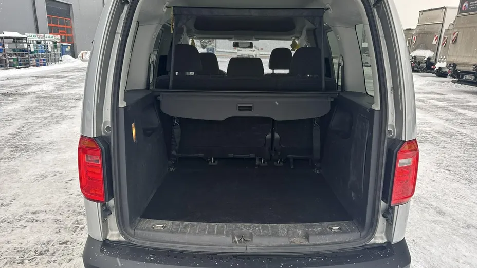 VOLKSWAGEN Caddy -