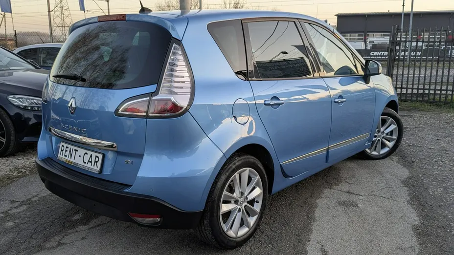 RENAULT Scenic -