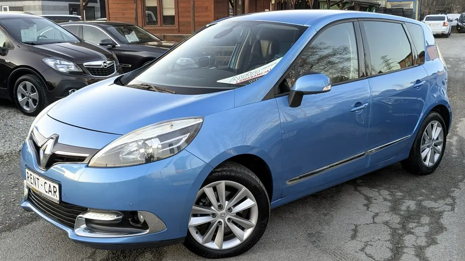 RENAULT Scenic -