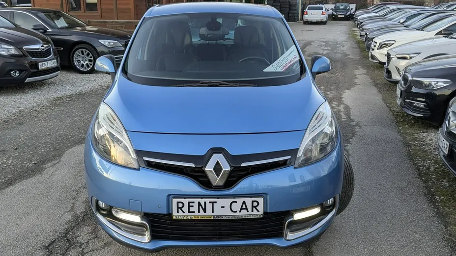 RENAULT Scenic -