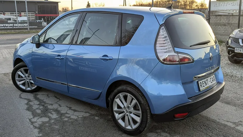 RENAULT Scenic -
