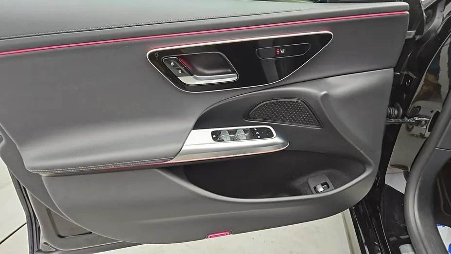 MERCEDES-BENZ E Klasa -