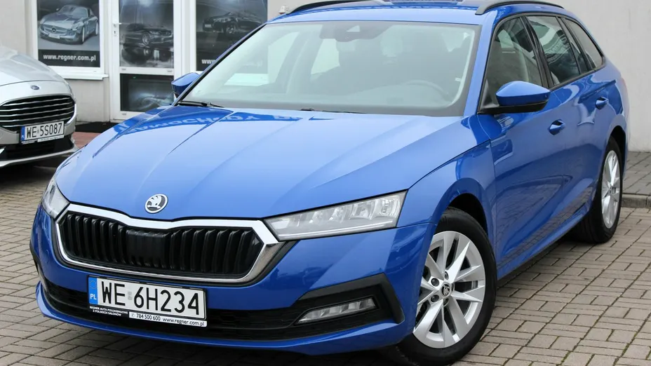 SKODA Octavia -
