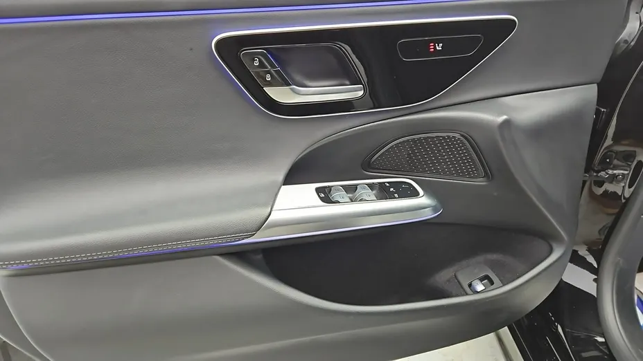 MERCEDES-BENZ E Klasa -