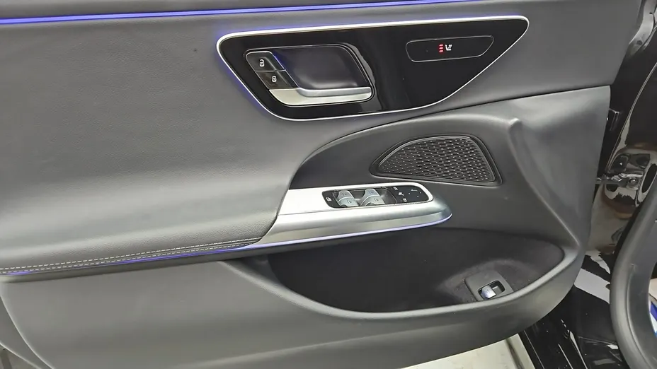 MERCEDES-BENZ E Klasa -