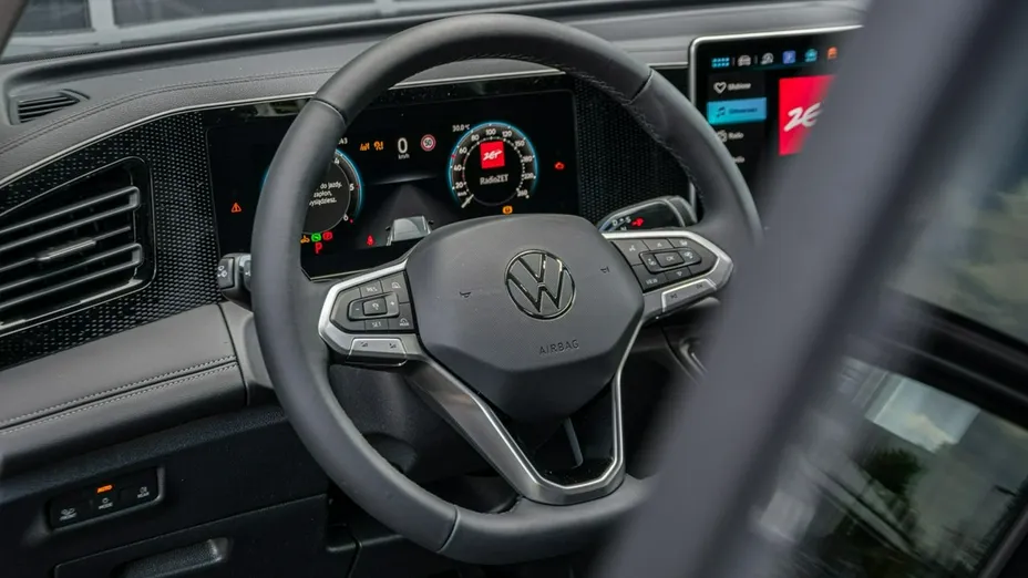 VOLKSWAGEN Tiguan -