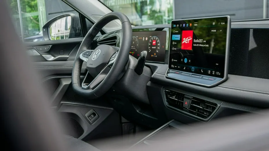 VOLKSWAGEN Tiguan -