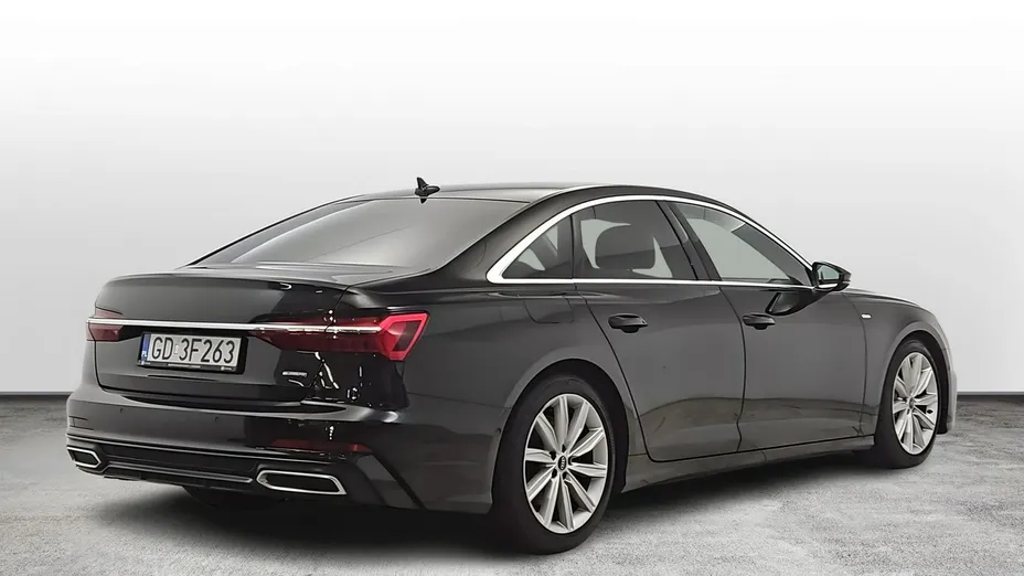 AUDI A6 -