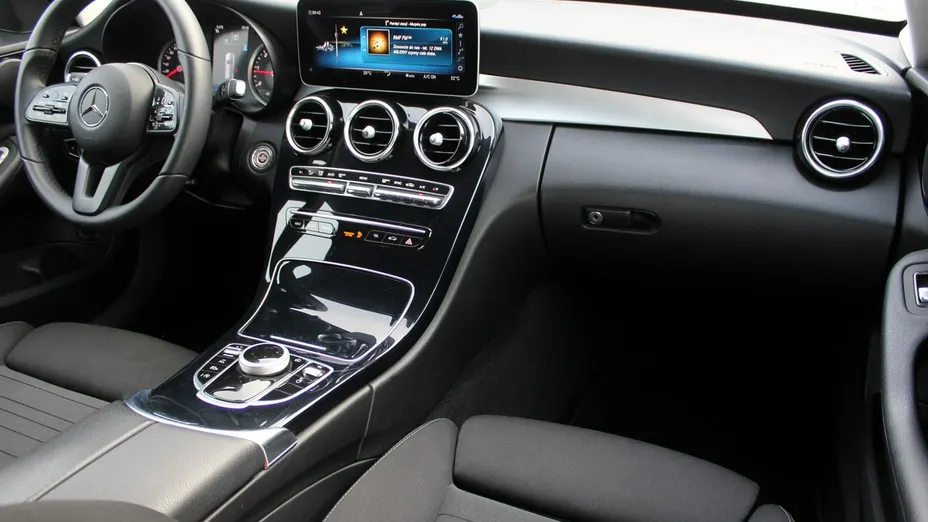 MERCEDES-BENZ C Klasa -