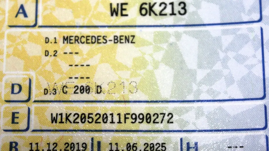 MERCEDES-BENZ C Klasa -