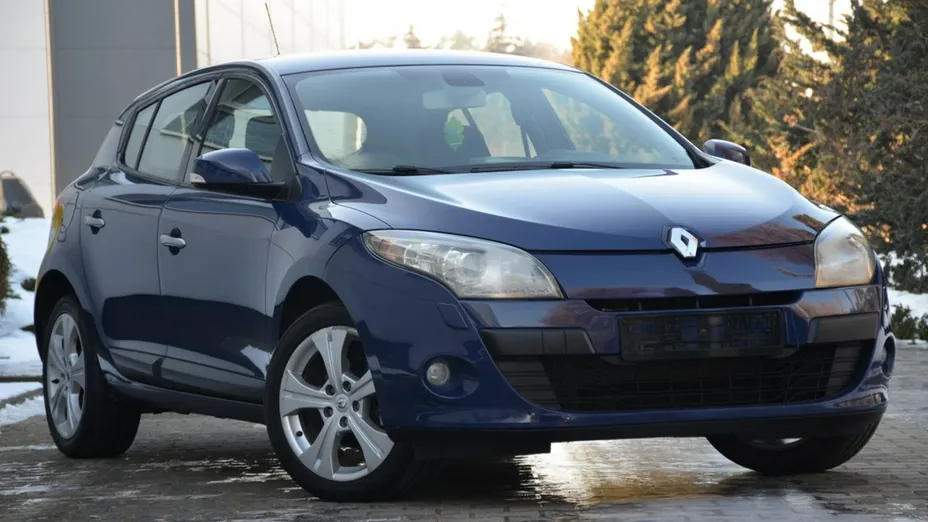 RENAULT Megane -