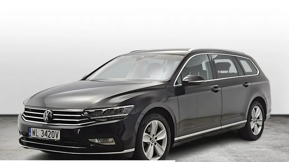 VOLKSWAGEN Passat -