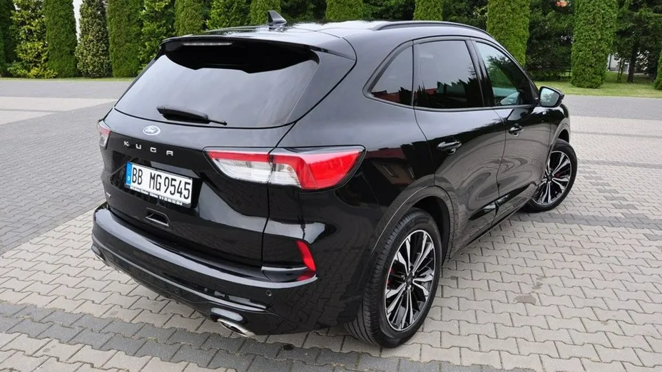 FORD Kuga -