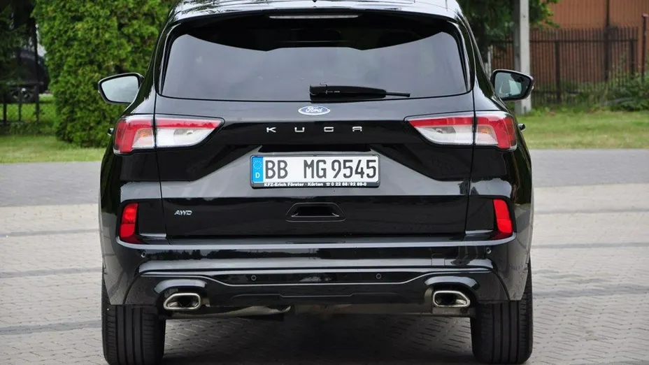 FORD Kuga -