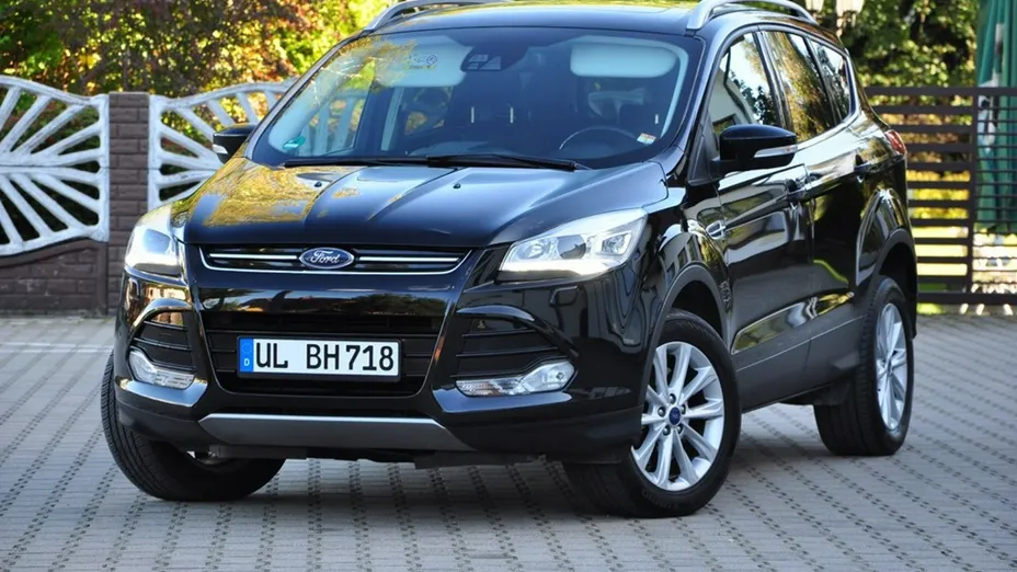 FORD Kuga -